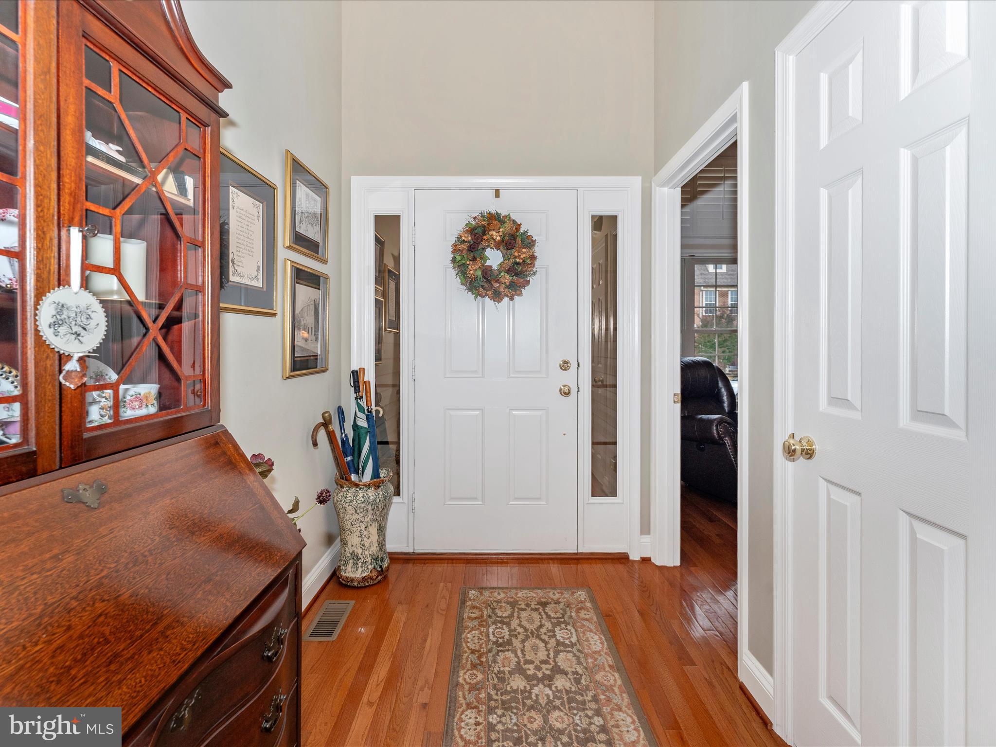 2523 Mill Race Road Frederick, MD 21701 - Photo 3 of 48 Foyer