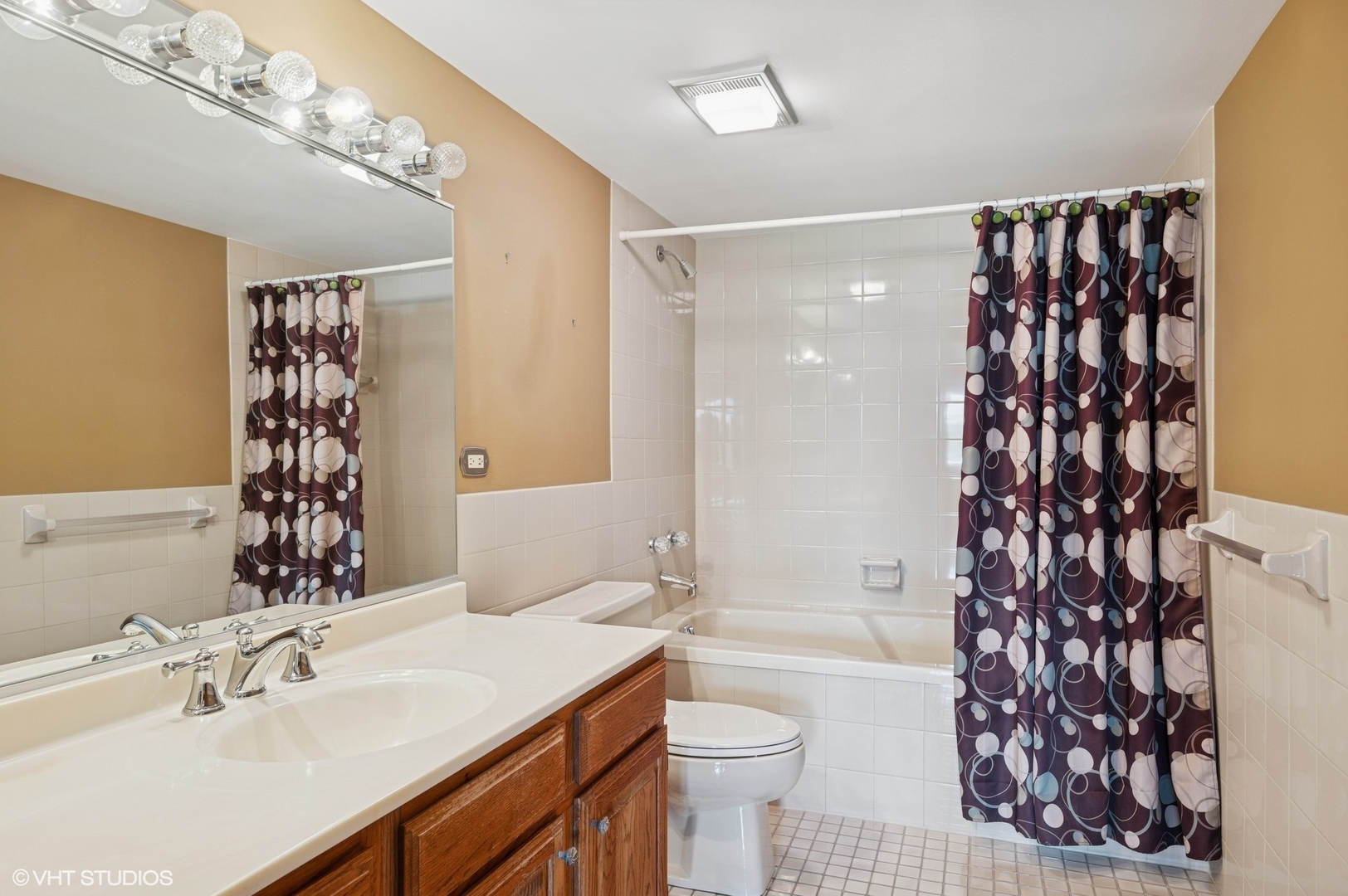 101 Summit Avenue, Unit 305 Park Ridge, IL 60068 - Photo 12 of 18 Gallery Image 12