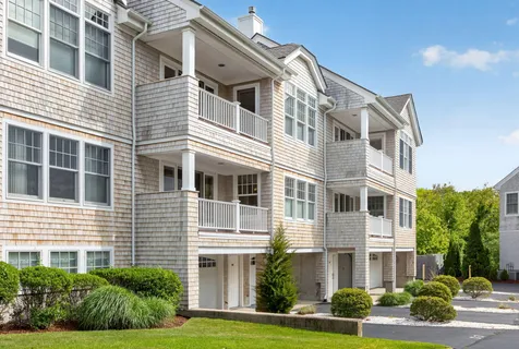 $1,150,000 | 780 Craigville Beach Road, Unit D2, Centerville, MA 02632