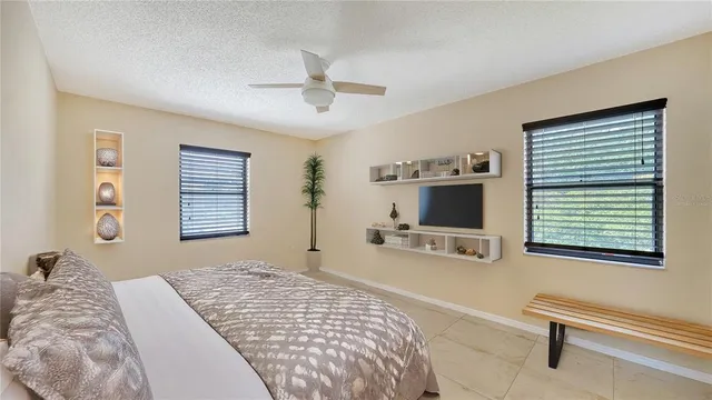 $369,000 | 631 North Orange Avenue, Unit 208, Sarasota, FL 34236
