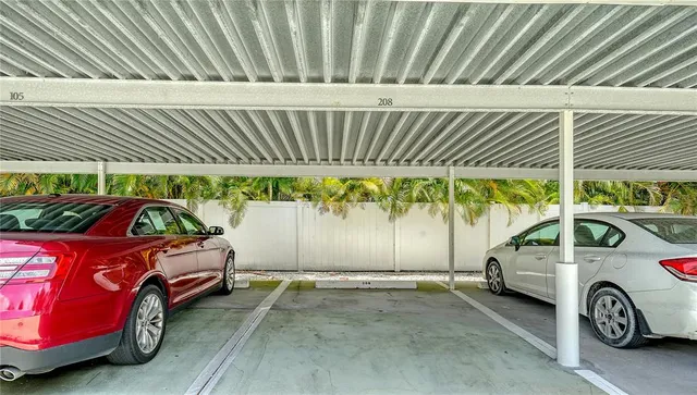 $369,000 | 631 North Orange Avenue, Unit 208, Sarasota, FL 34236