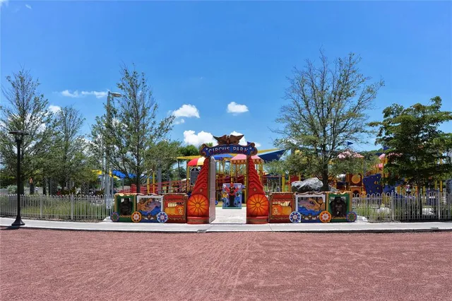 $369,000 | 631 North Orange Avenue, Unit 208, Sarasota, FL 34236