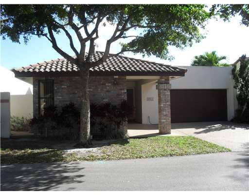 6951 Palmar Court Boca Raton, FL 33433 - Photo 1 of 18 Exterior Front