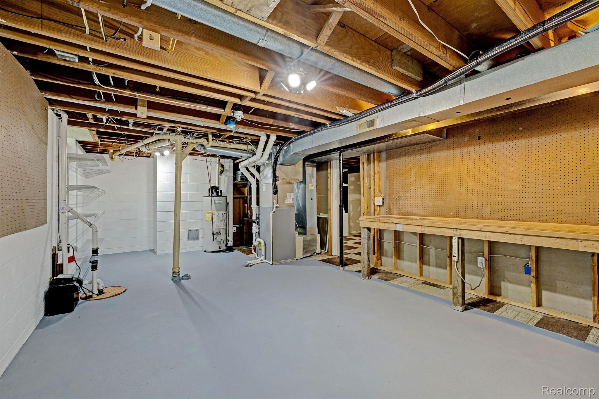 2354 Blockton Road Rochester, MI 48306 - Photo 46 of 73 Gallery Image 46