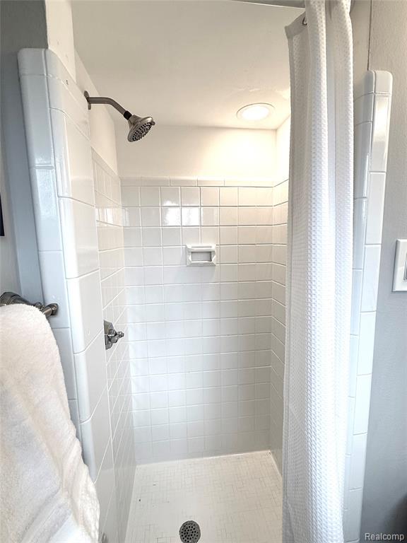 16115 Reedmere Avenue Franklin, MI 48025 - Photo 17 of 46 Gallery Image 17