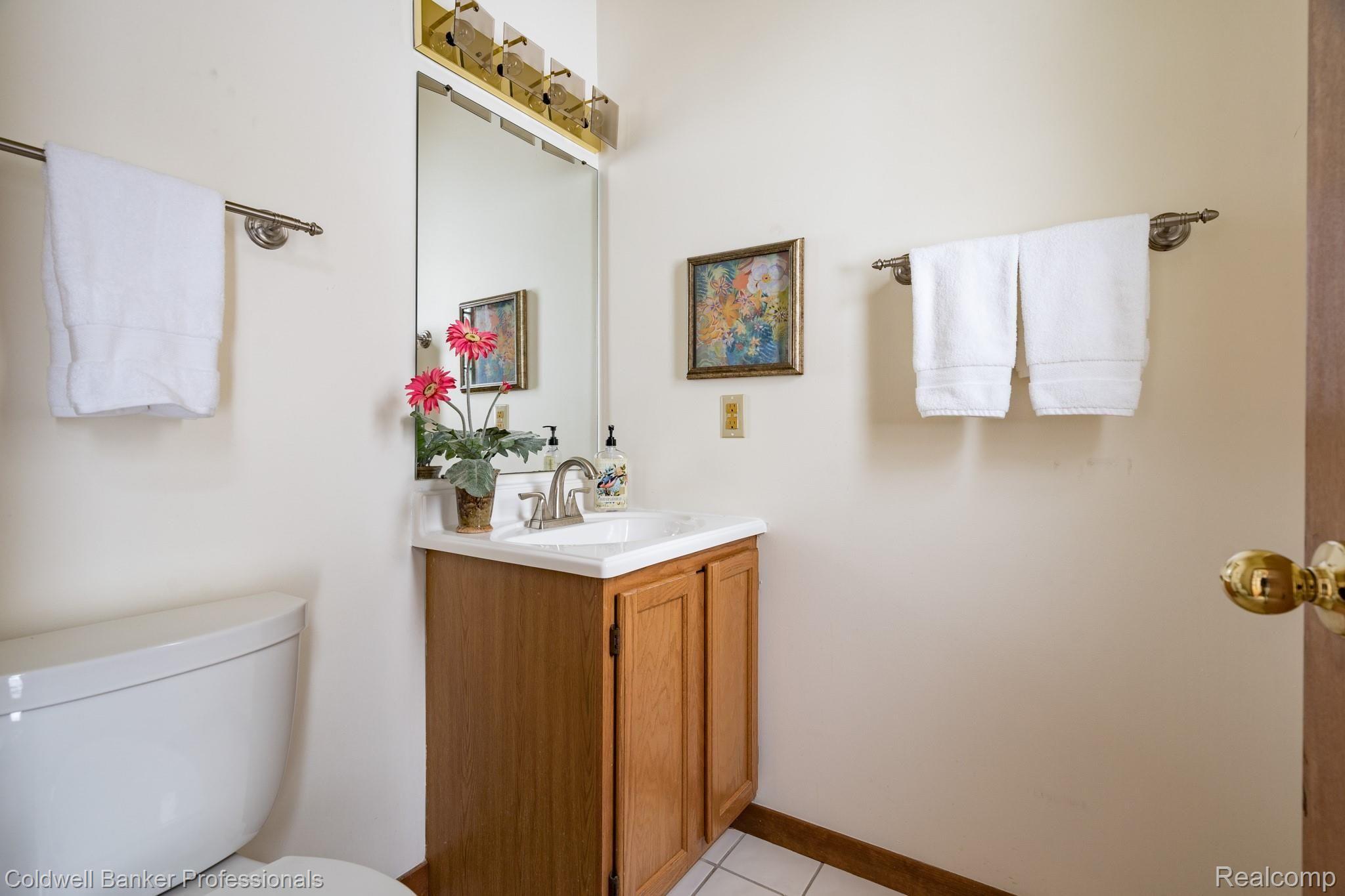 5079 Orion Road Rochester, MI 48306 - Photo 23 of 40 5079-Orion-Rd-23.JPG