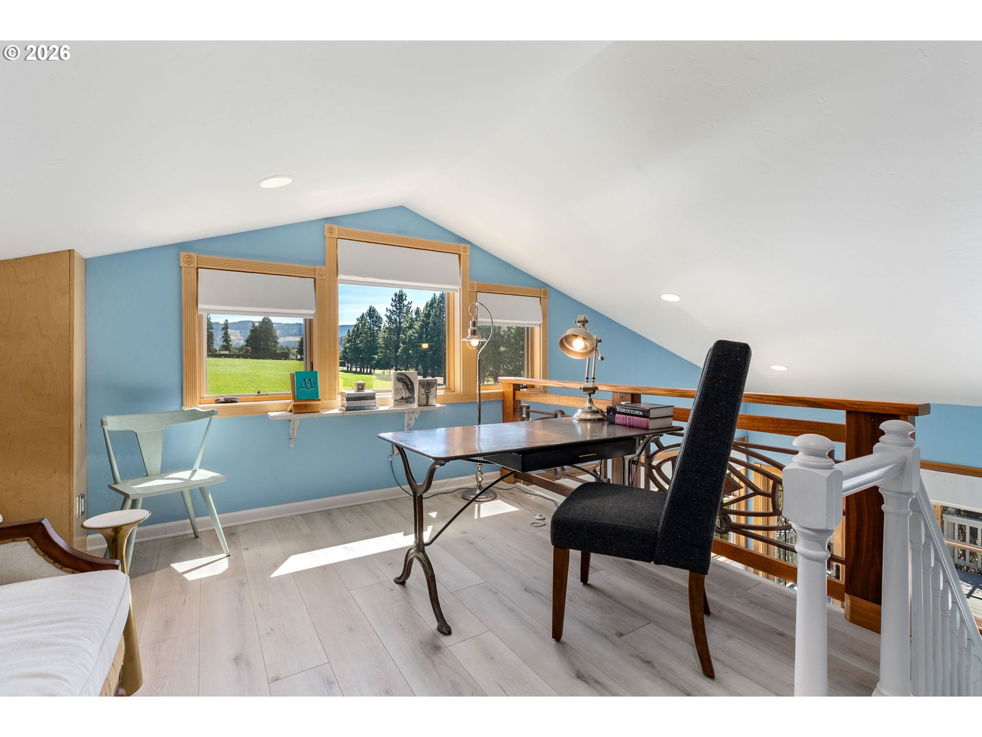2939 Wyeast Road Hood River, OR 97031 - Photo 23 of 48