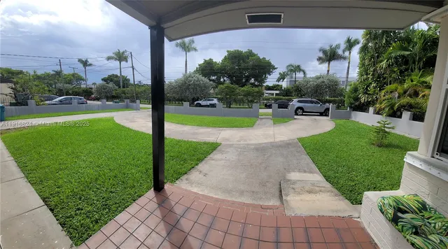 $3,690 | 8839 Southwest 28th Street, Miami, FL 33165