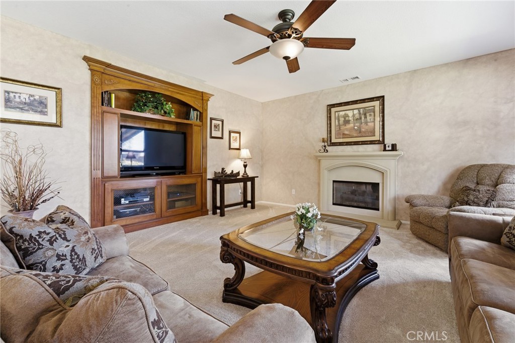 11515 Venezia Way Porter Ranch, CA 91326 - Photo 6 of 41 Family Room or Great Room