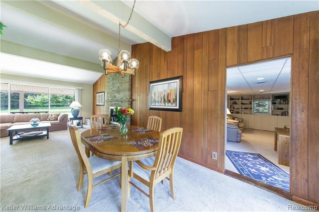 36508 West Lyman Road Farmington Hills, MI 48331 - Photo 7 of 63
