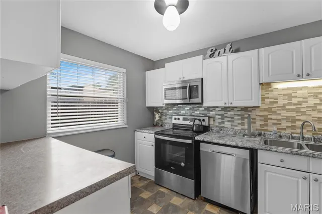 $88,000 | 4159 Gallatin Lane, Unit B, Bridgeton, MO 63044