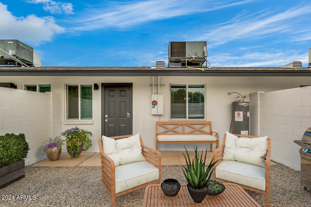 1648 West Colter Street, Unit 2 Phoenix, AZ 85015 - Photo 11 of 17 a house view with a seating space