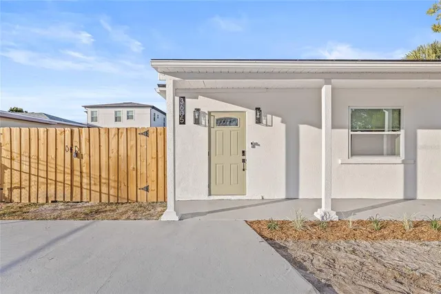 $449,900 | 3605 West Rogers Avenue, Tampa, FL 33611