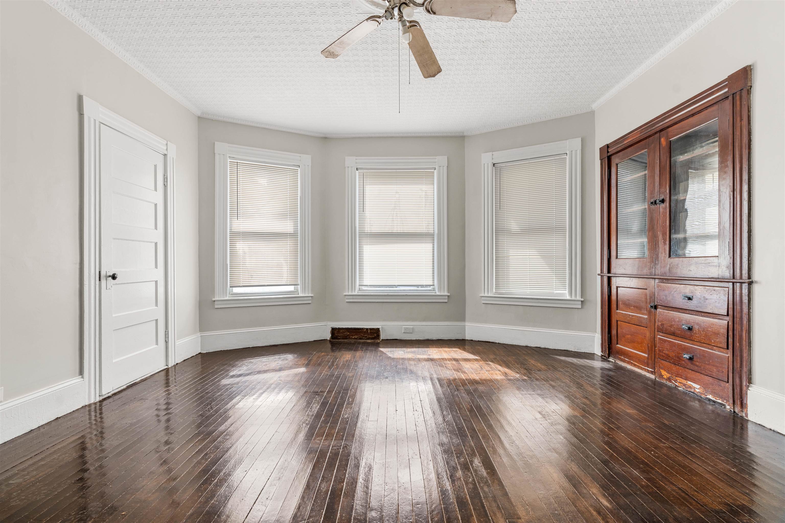 344 Maple Street Manchester, NH 03103 - Photo 24 of 39