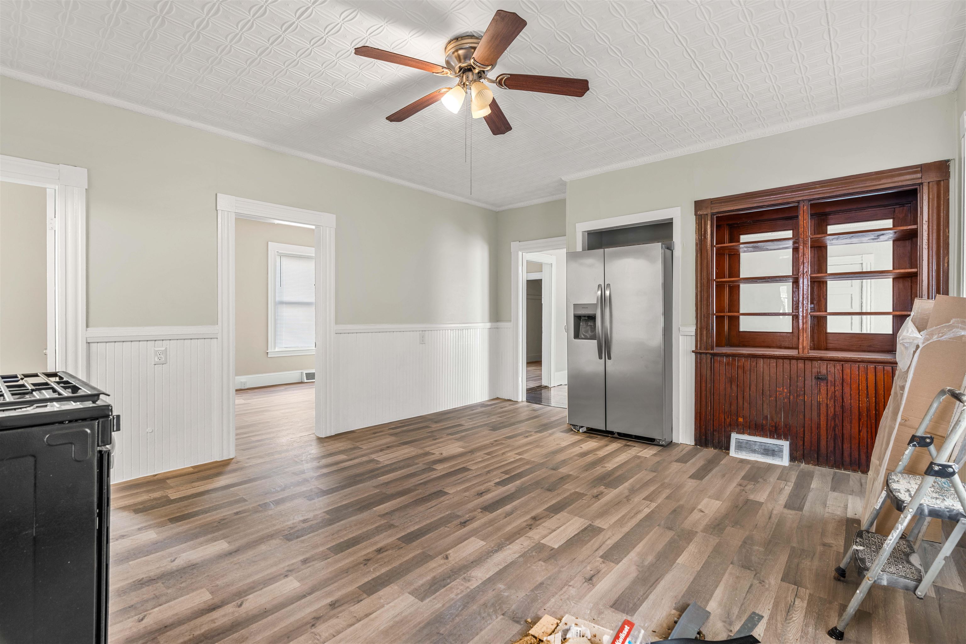 344 Maple Street Manchester, NH 03103 - Photo 3 of 39