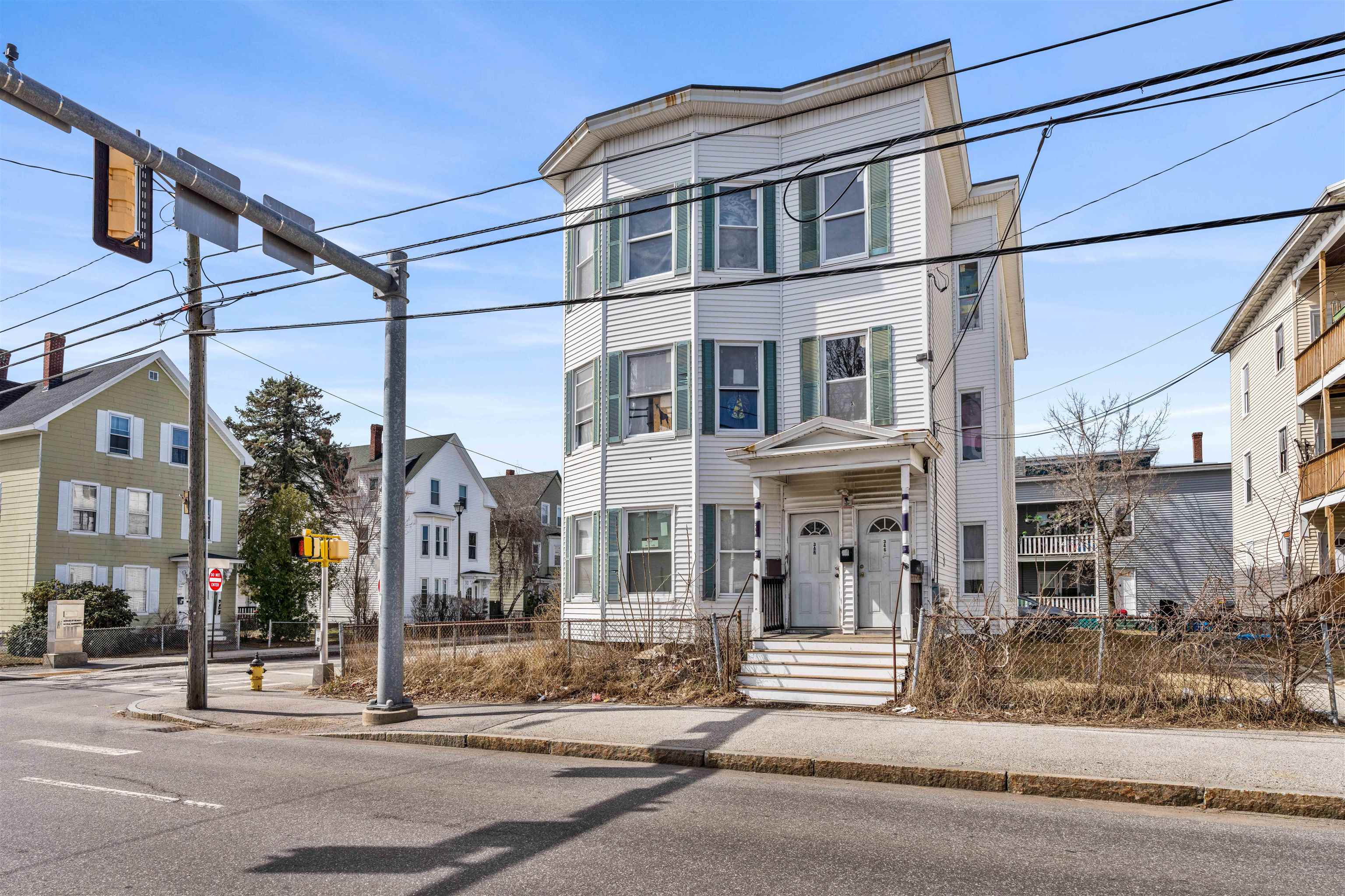 344 Maple Street Manchester, NH 03103 - Photo 36 of 39