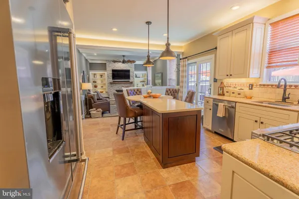 $599,000 | 13 Woodyfield Lane, Delran, NJ 08075