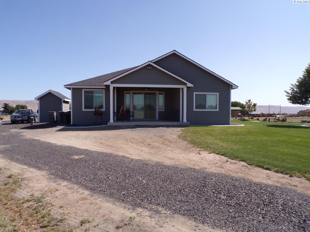 166214 West Johnson Road Prosser, WA 99350 - Photo 11 of 50 Gallery Image 11