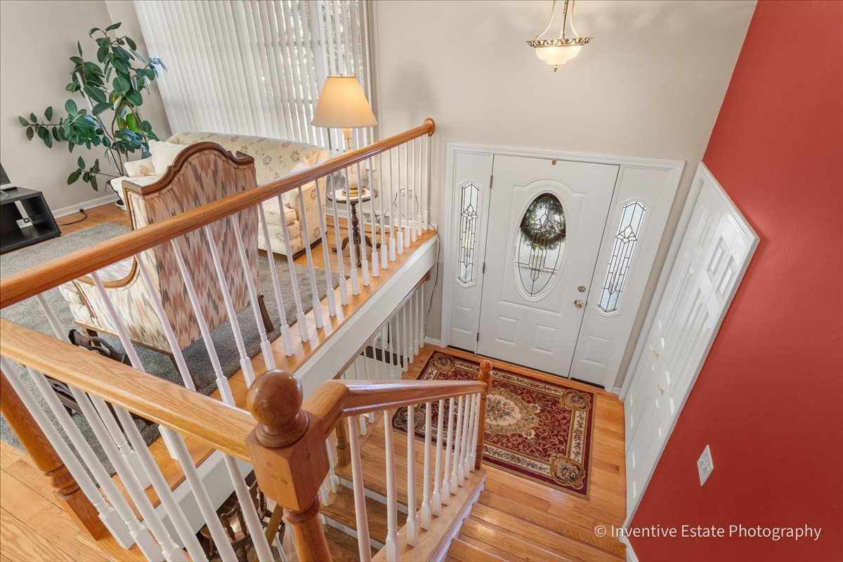 17W645 Lorraine Avenue Addison, IL 60101 - Photo 4 of 28