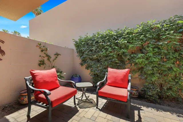 $743,000 | 76570 Hollyhock Drive, Palm Desert, CA 92211