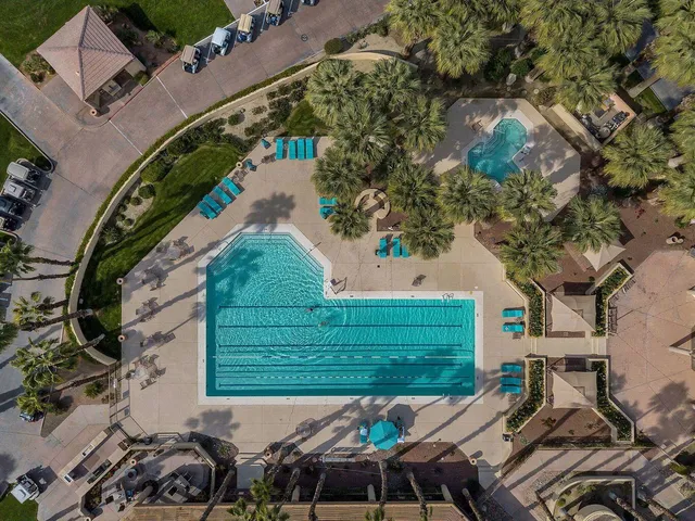 $743,000 | 76570 Hollyhock Drive, Palm Desert, CA 92211