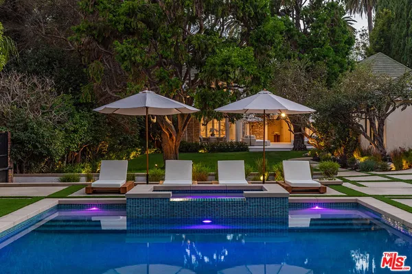 $88,000 | 702 North Beverly Drive, Beverly Hills, CA 90210