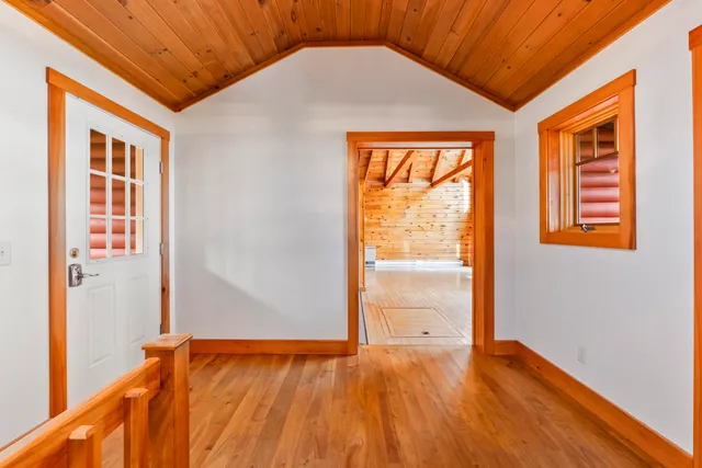 $1,250,000 | 101 Butter Point, Waldoboro, ME 04572