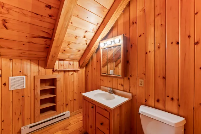 $1,250,000 | 101 Butter Point, Waldoboro, ME 04572