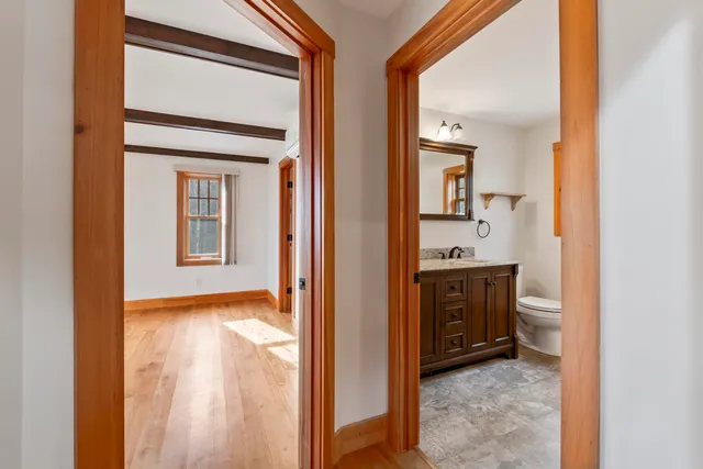 $1,250,000 | 101 Butter Point, Waldoboro, ME 04572