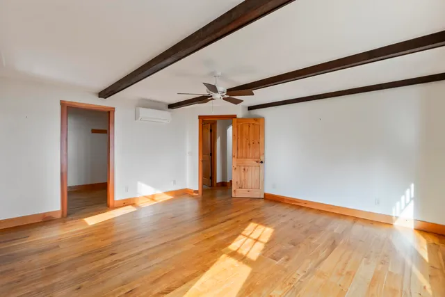 $1,250,000 | 101 Butter Point, Waldoboro, ME 04572