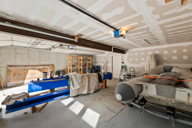 $1,250,000 | 101 Butter Point, Waldoboro, ME 04572