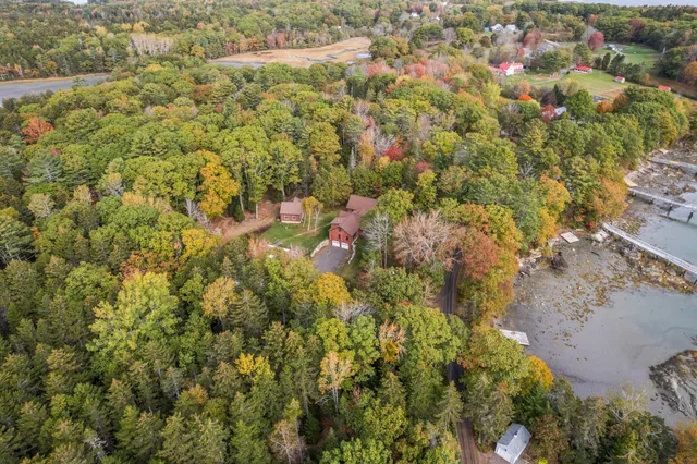 $1,250,000 | 101 Butter Point, Waldoboro, ME 04572