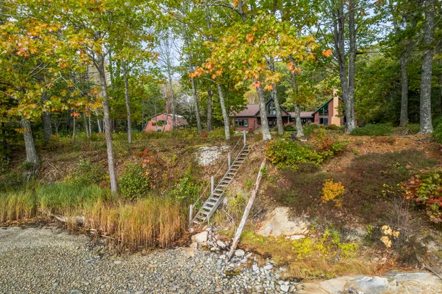 $1,250,000 | 101 Butter Point, Waldoboro, ME 04572