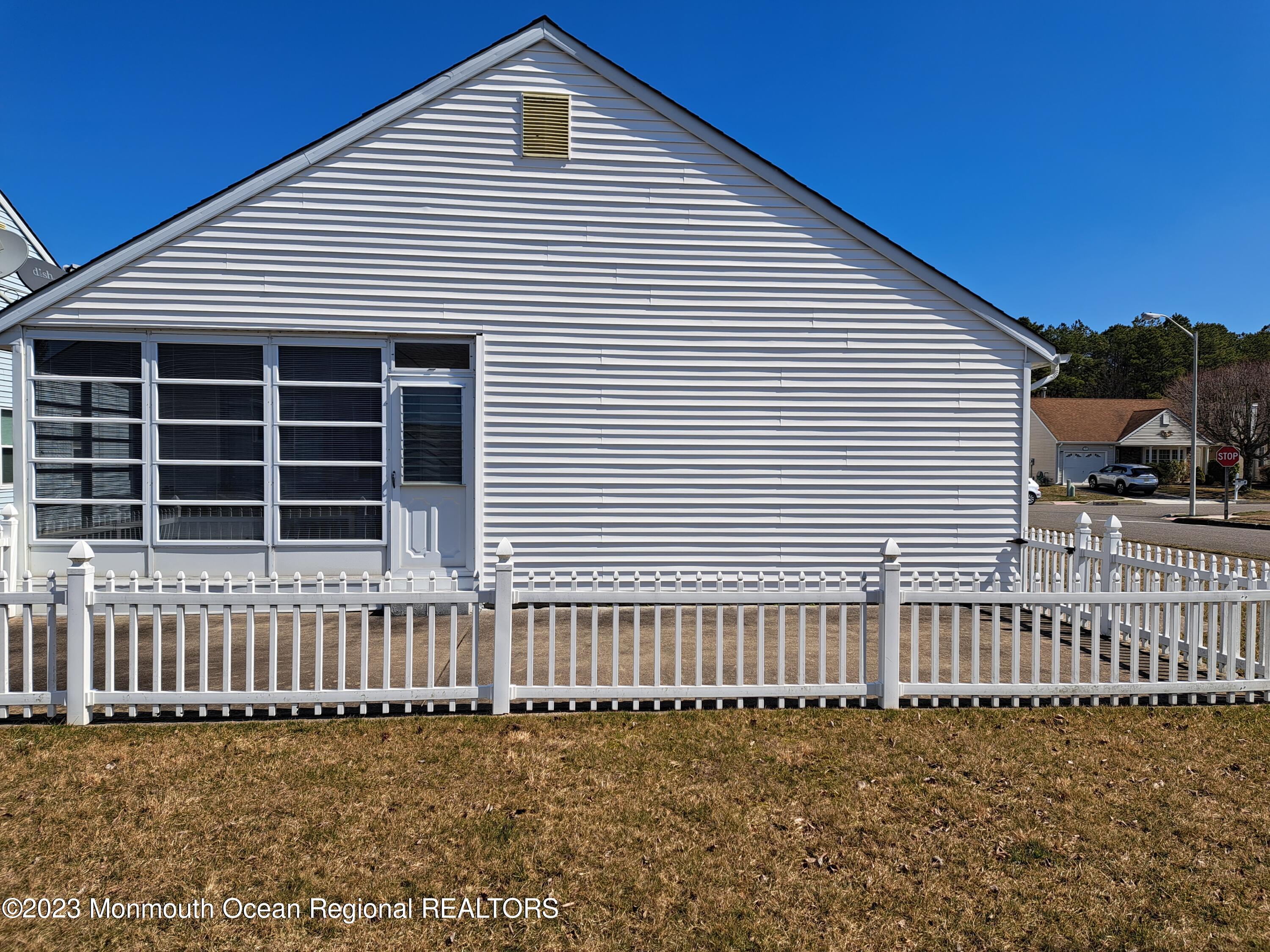 48 Narberth Way Toms River, NJ 08757 - Photo 3 of 12 back photo 48 Narberth