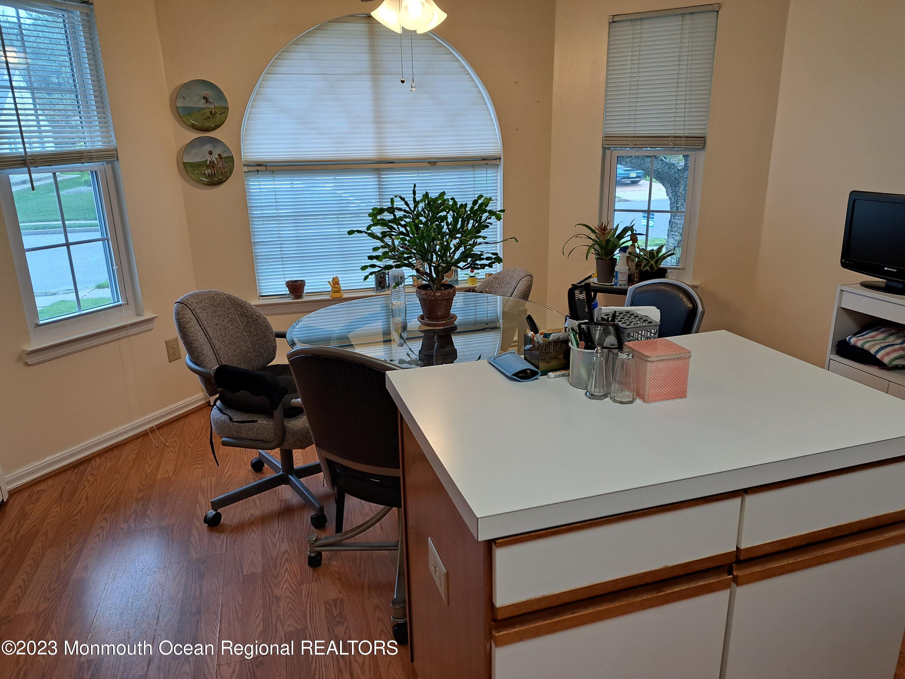 48 Narberth Way Toms River, NJ 08757 - Photo 6 of 12 open eat in kit 48 Narbeth