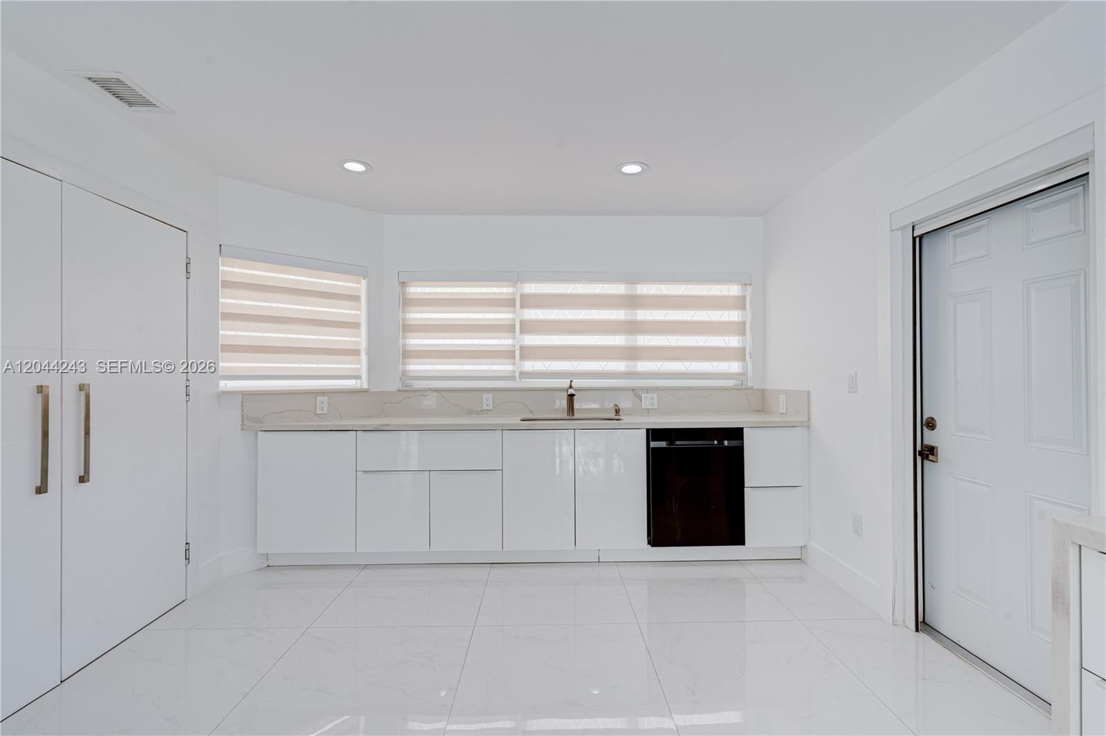 773 Woodcrest Road Key Biscayne, FL 33149 - Photo 21 of 42