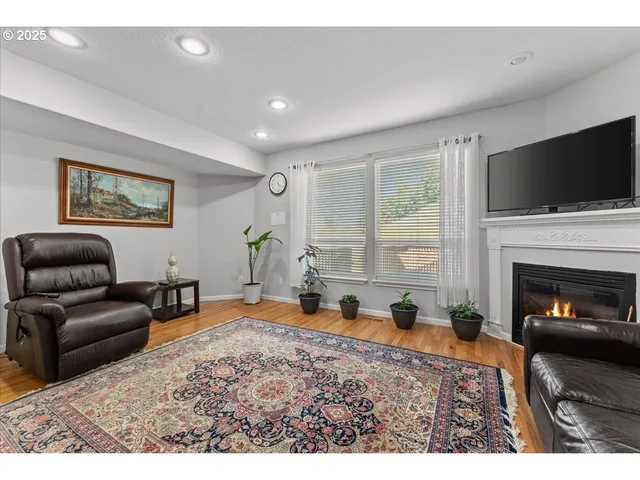 $1,649,500 | 5122 Southeast Jenne Road, Portland, OR 97236