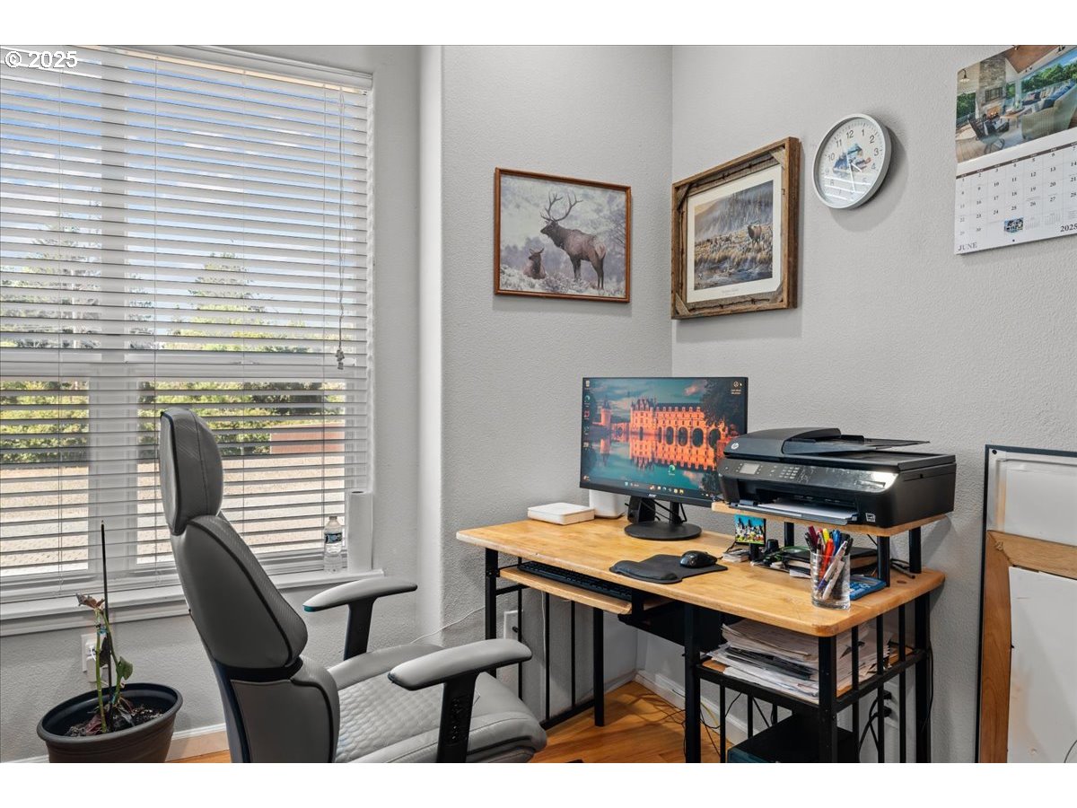 5122 Southeast Jenne Road Portland, OR 97236 - Photo 30 of 36