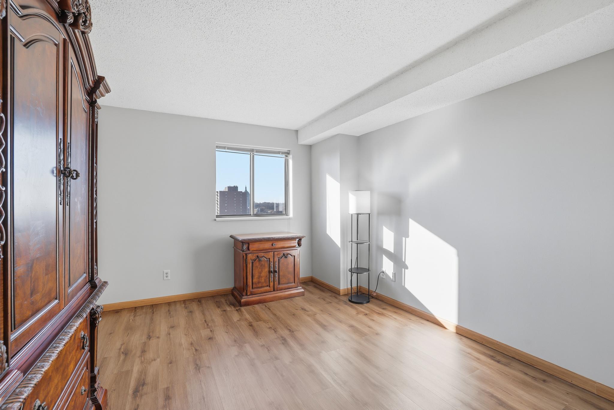 78 10th Street East, Unit 1802 St. Paul, MN 55101 - Photo 15 of 46