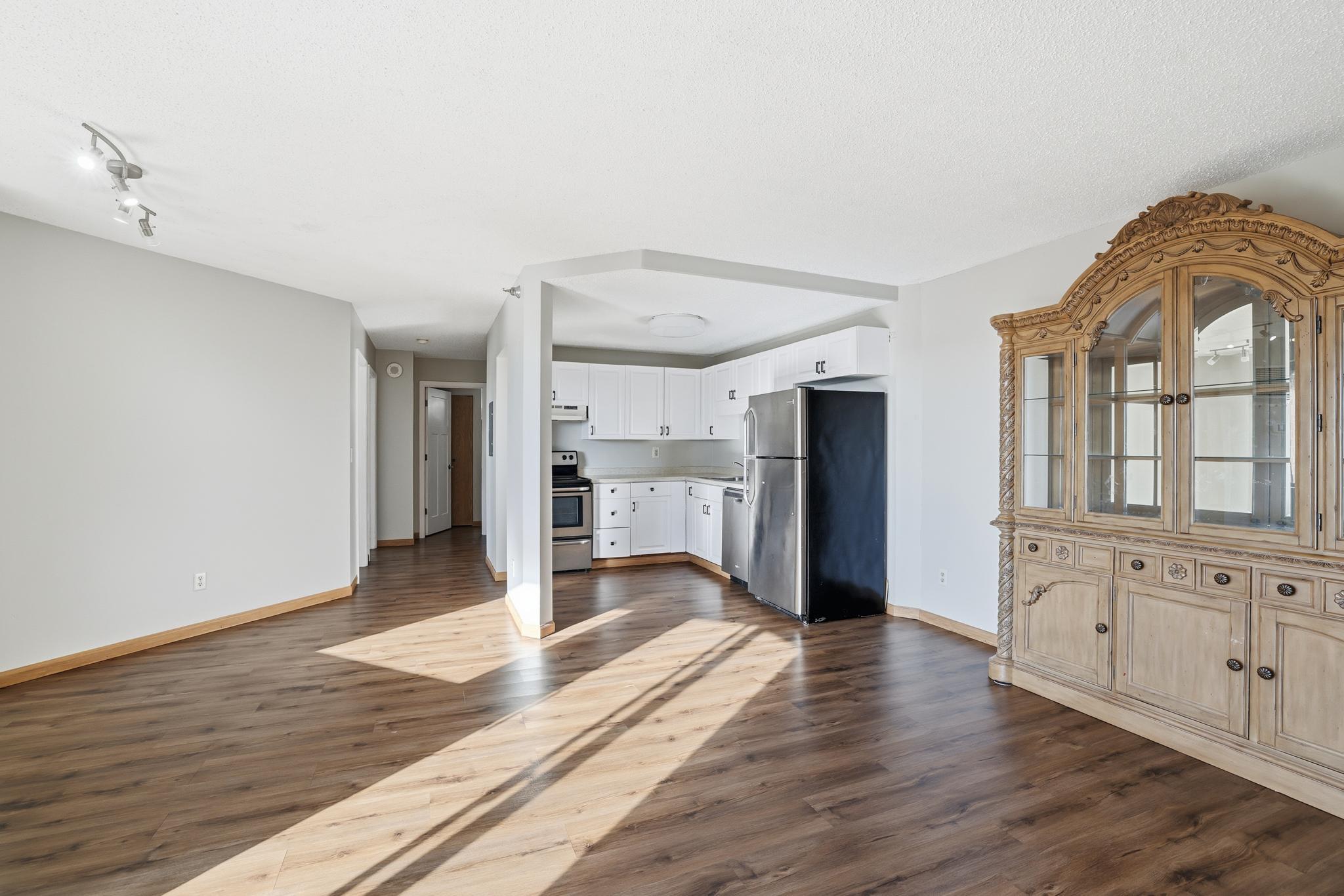 78 10th Street East, Unit 1802 St. Paul, MN 55101 - Photo 6 of 46