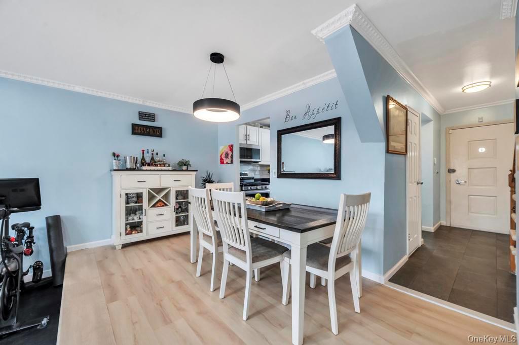 280 Balcom Avenue Bronx, NY 10465 - Photo 7 of 33