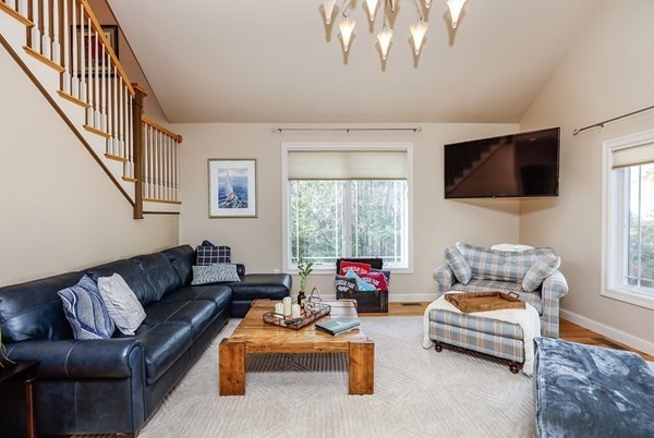 10 Mountain Village Road, Unit 10 Windham, NH 03087 - Photo 7 of 29