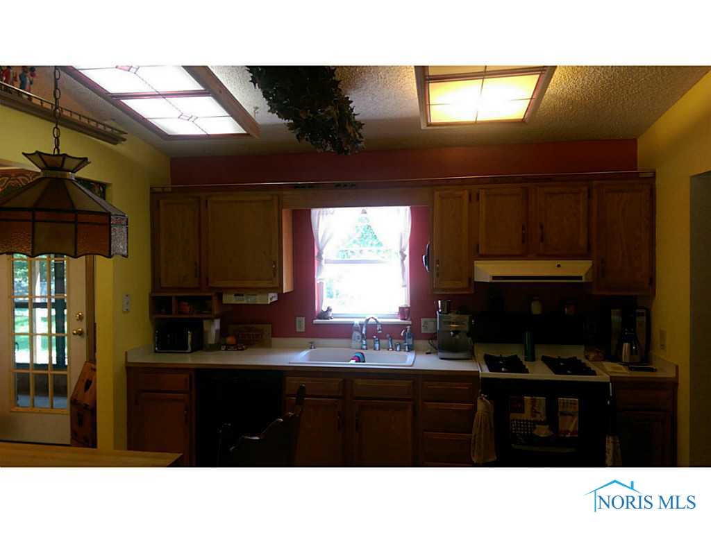 1814 Co Road Swanton, OH 43558 - Photo 7 of 19 Gallery Image 7