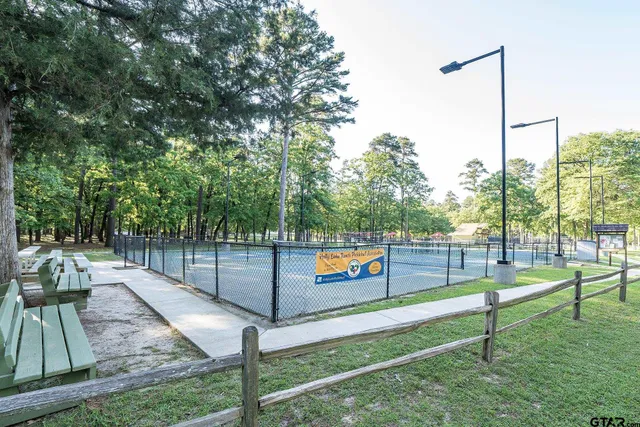 a view of outdoor space