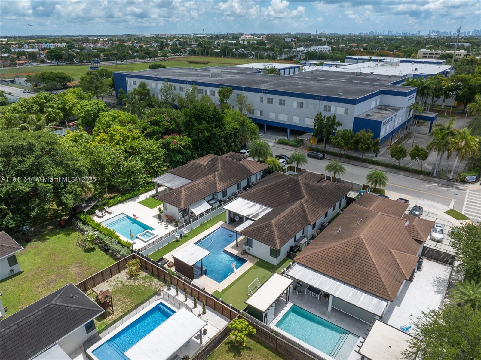 1550 Southwest 89th Court Miami, FL 33174 - Photo 55 of 67