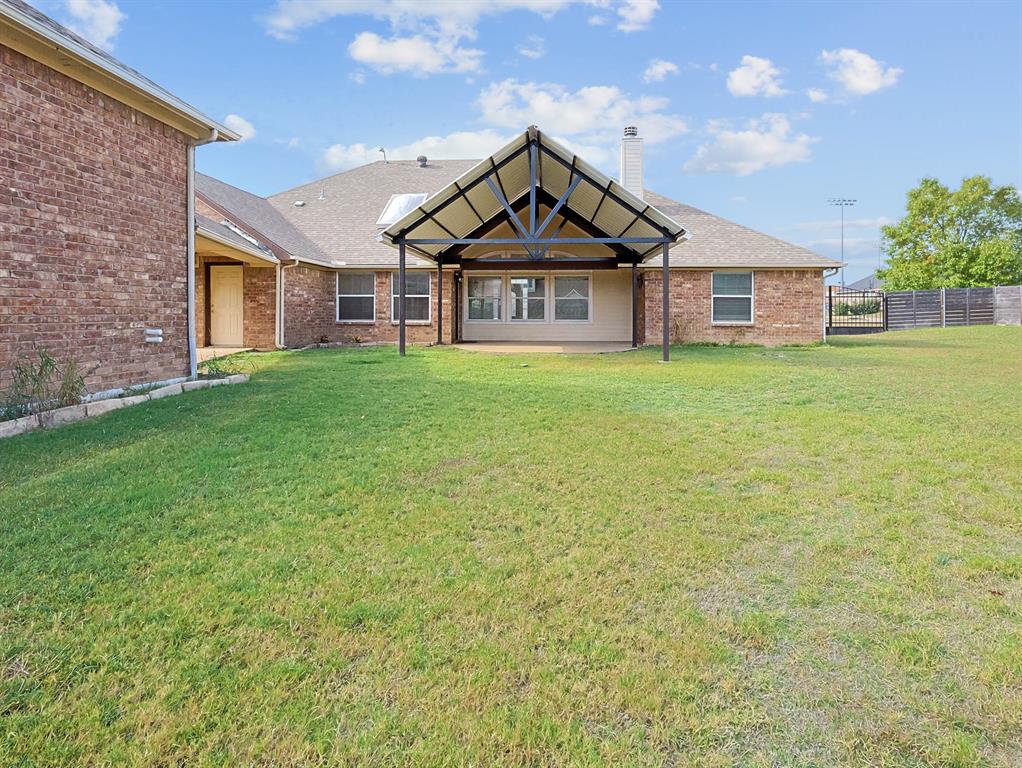 209 Clear Fork Trail Rhome, TX 76078 - Photo 24 of 26