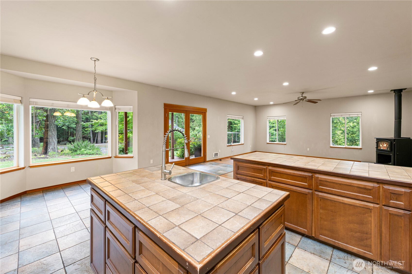 42 Tarte Road Friday Harbor, WA 98250 - Photo 12 of 38