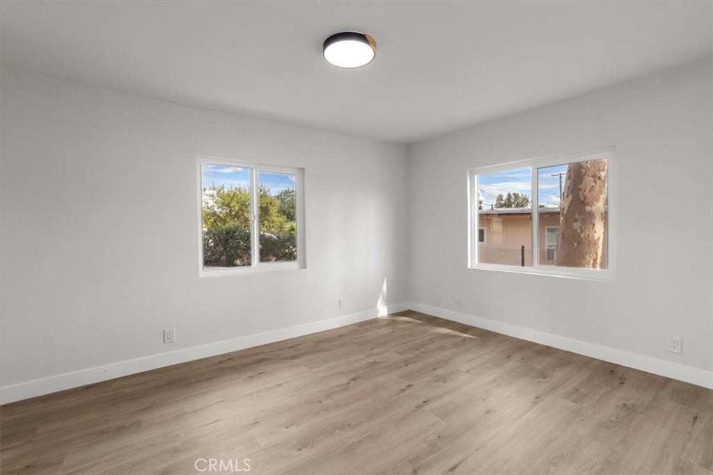 10235 Clara Vista Lane Riverside, CA 92503 - Photo 9 of 14