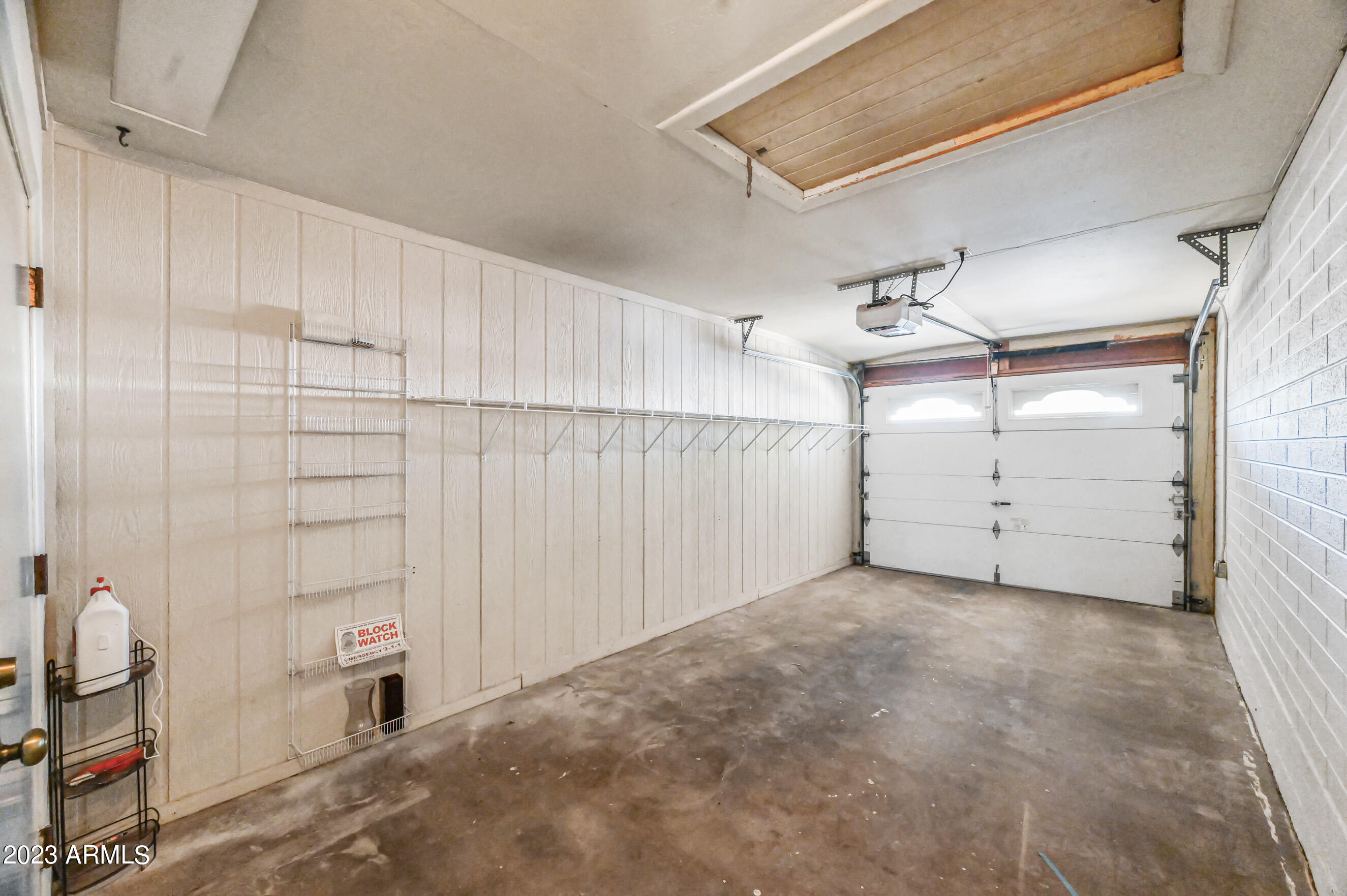 1227 East Las Palmaritas Drive Phoenix, AZ 85020 - Photo 18 of 22 a view of a garage