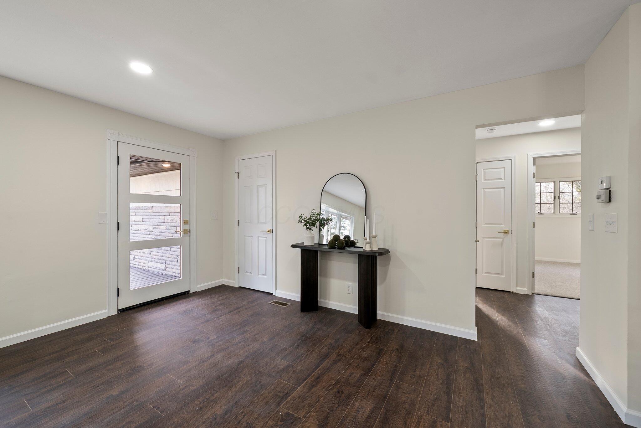 80 Pocono Road Columbus, OH 43235 - Photo 6 of 51 DSC02453